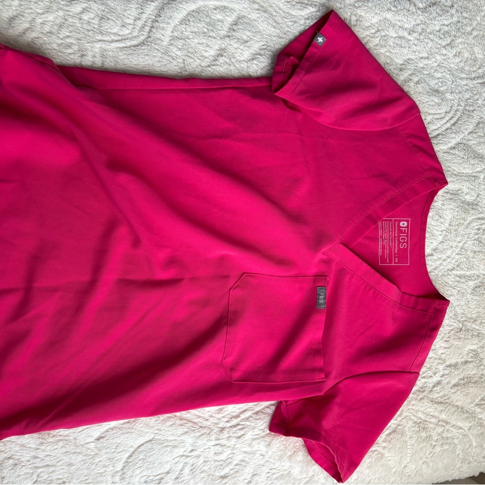 Figs Vivid Pink Technical Scrub Top